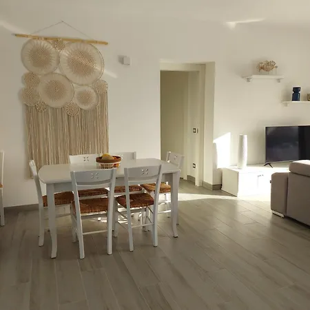 Sara Villa Sciacca